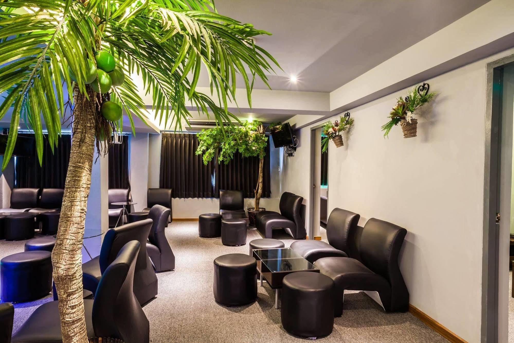 Admire Thonburi Hotel Bangkok Exterior foto